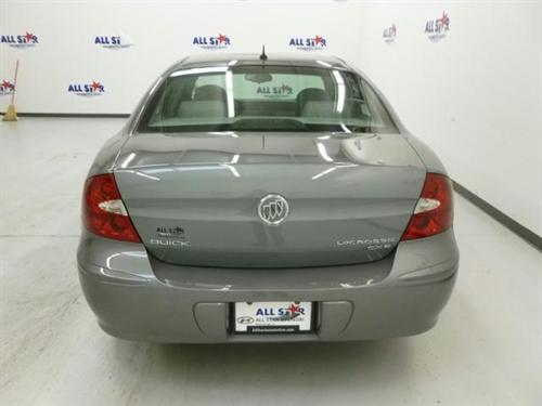 Buick LaCrosse 2007 photo 2