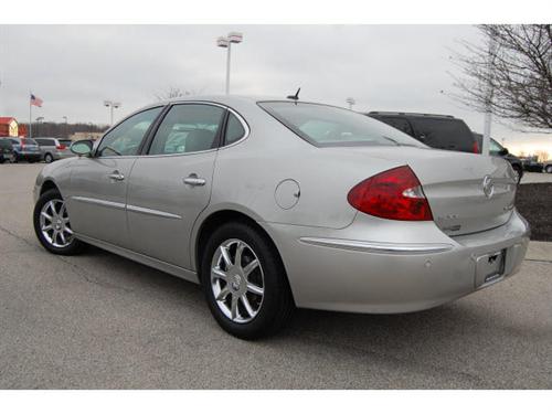 Buick LaCrosse 2007 photo 2