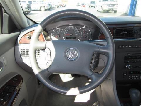 Buick LaCrosse 2007 photo 2