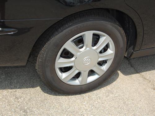 Buick LaCrosse 2007 photo 3