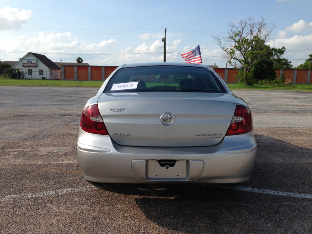 Buick LaCrosse 2007 photo 1