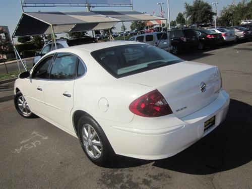 Buick LaCrosse 2007 photo 2