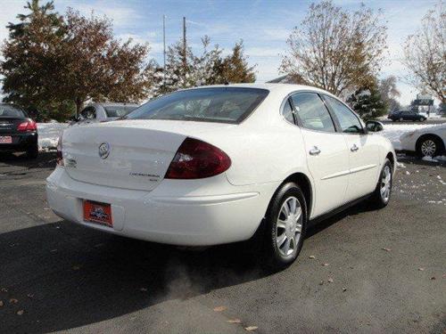Buick LaCrosse 2007 photo 2