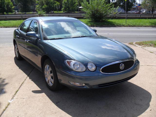 Buick LaCrosse 2007 photo 2