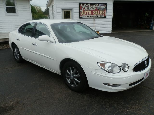 Buick LaCrosse 2007 photo 2