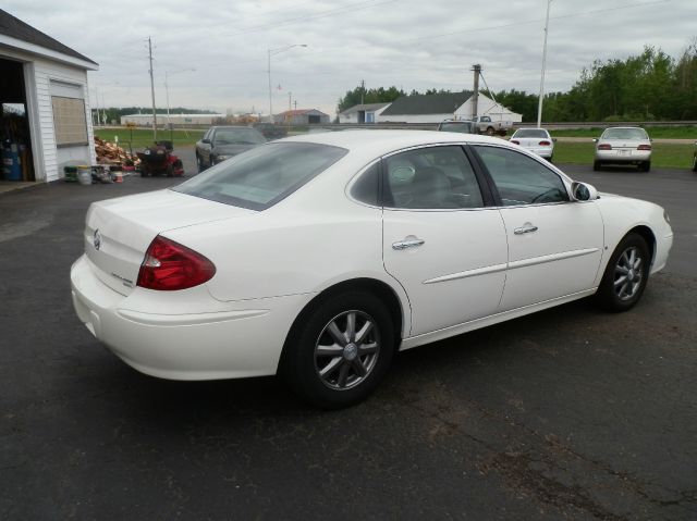 Buick LaCrosse 2007 photo 3