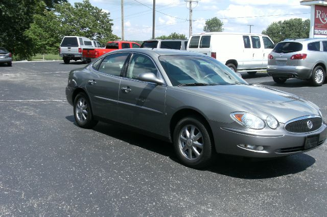 Buick LaCrosse 2007 photo 2