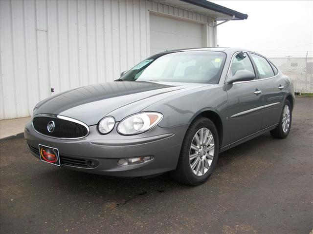 Buick LaCrosse GL Sedan 4D Sedan