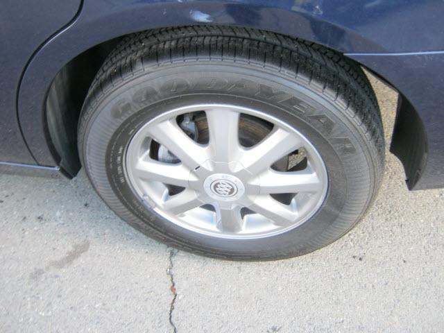 Buick LaCrosse 2008 photo 3