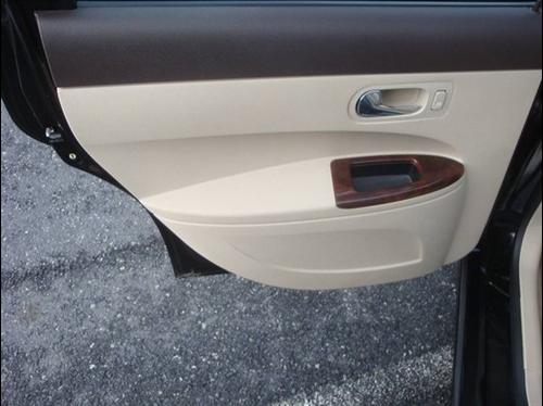 Buick LaCrosse 2008 photo 2