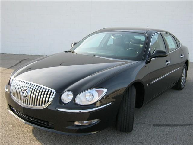 Buick LaCrosse 2008 photo 2