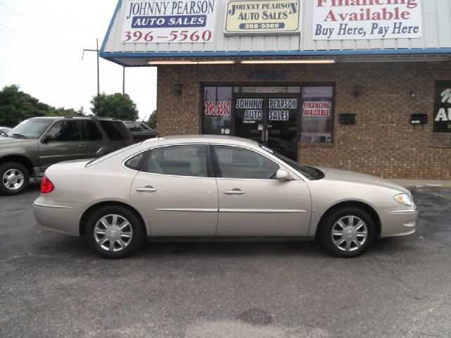 Buick LaCrosse 2008 photo 2