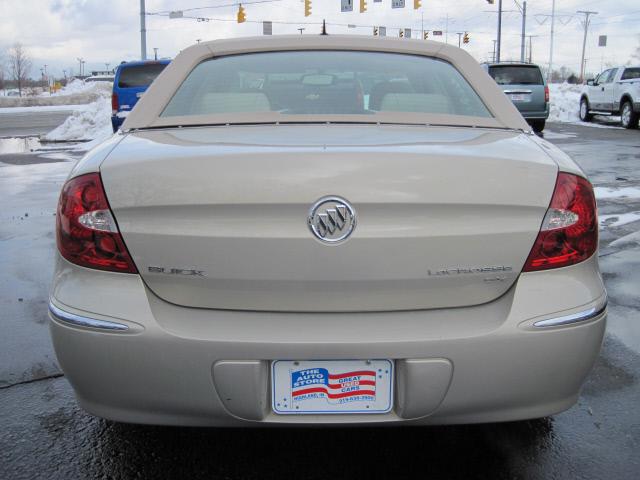Buick LaCrosse 2008 photo 3