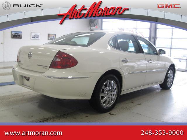 Buick LaCrosse 2008 photo 3