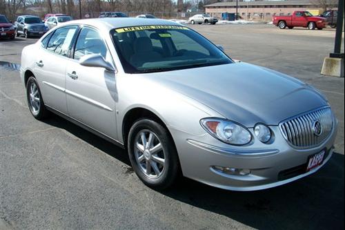 Buick LaCrosse 2008 photo 2