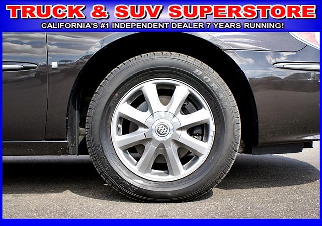 Buick LaCrosse 2008 photo 4