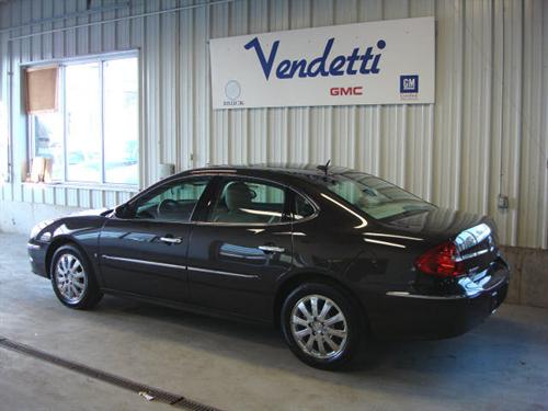 Buick LaCrosse 2008 photo 2