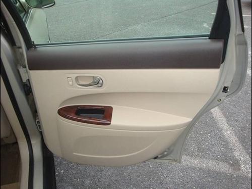 Buick LaCrosse 2008 photo 2