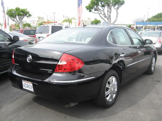 Buick LaCrosse 2008 photo 2