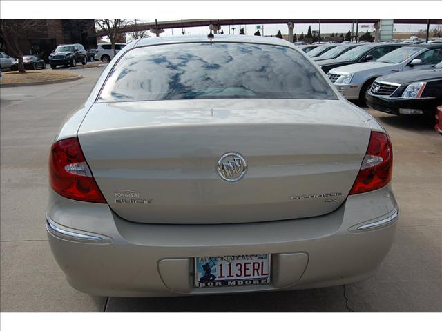 Buick LaCrosse 2008 photo 3