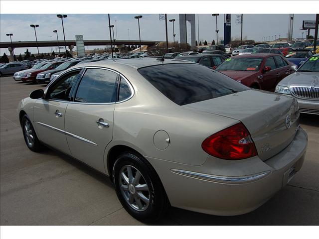 Buick LaCrosse 2008 photo 4