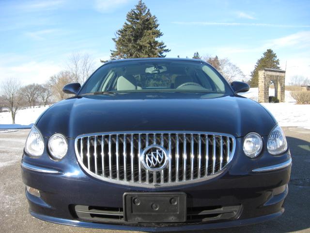 Buick LaCrosse 2008 photo 2
