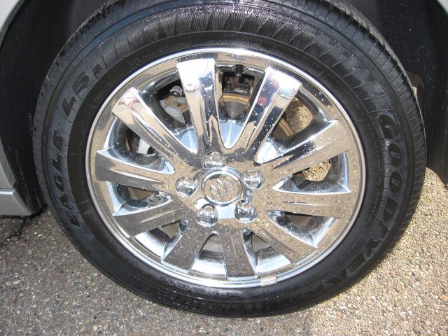 Buick LaCrosse 2008 photo 1