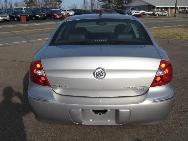 Buick LaCrosse 2008 photo 4