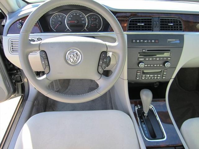 Buick LaCrosse 2008 photo 1