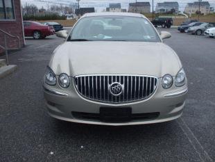 Buick LaCrosse 2008 photo 2
