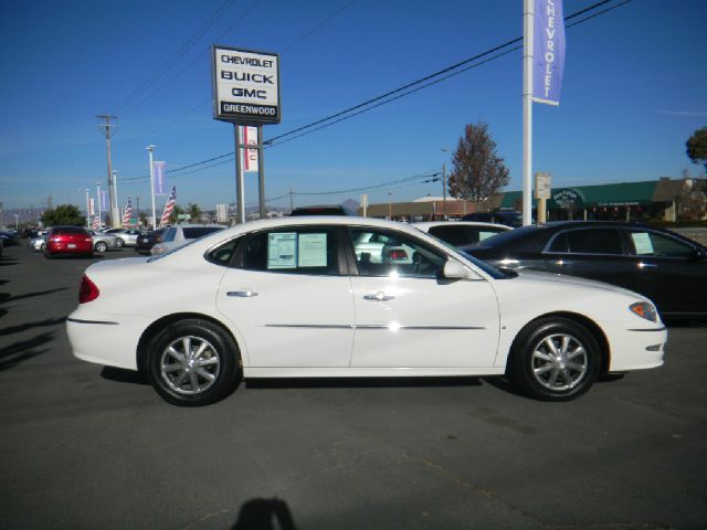 Buick LaCrosse 2008 photo 1