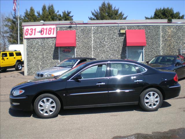 Buick LaCrosse 2008 photo 2