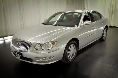 Buick LaCrosse 2008 photo 2