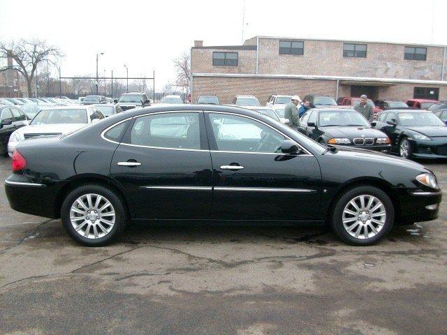 Buick LaCrosse GL Sedan 4D Sedan