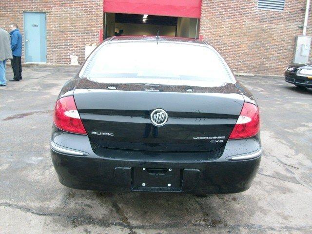 Buick LaCrosse 2008 photo 2