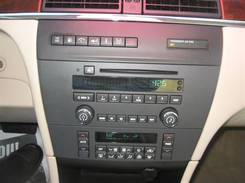 Buick LaCrosse 2008 photo 2