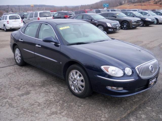 Buick LaCrosse 2008 photo 2