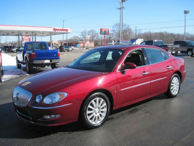 Buick LaCrosse 2008 photo 2