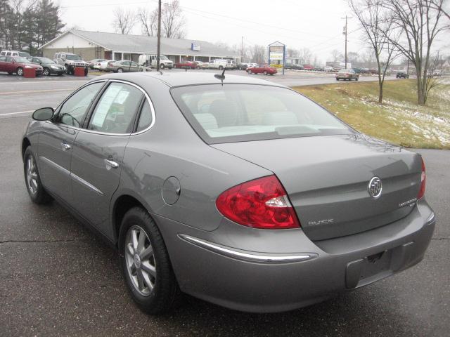 Buick LaCrosse 2008 photo 3