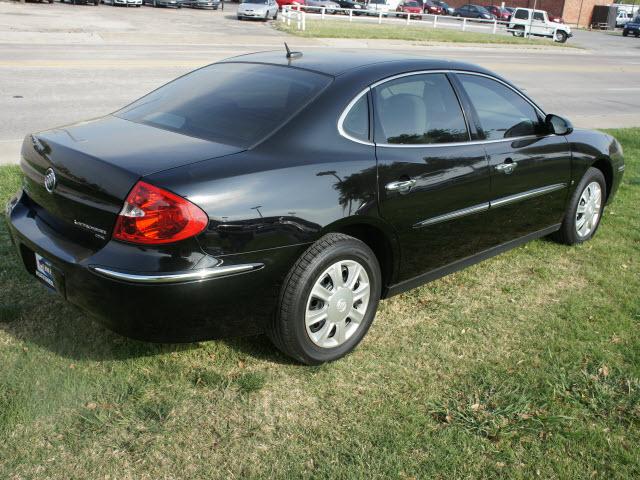 Buick LaCrosse 2008 photo 1