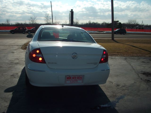 Buick LaCrosse 2009 photo 1