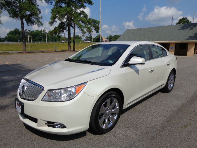 Buick LaCrosse 2010 photo 4