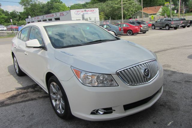Buick LaCrosse 2010 photo 3