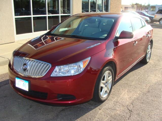 Buick LaCrosse 2010 photo 3