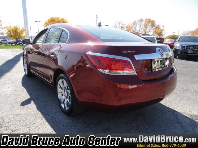 Buick LaCrosse 2010 photo 5