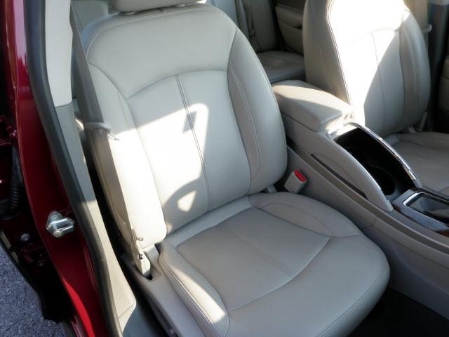 Buick LaCrosse 2010 photo 5