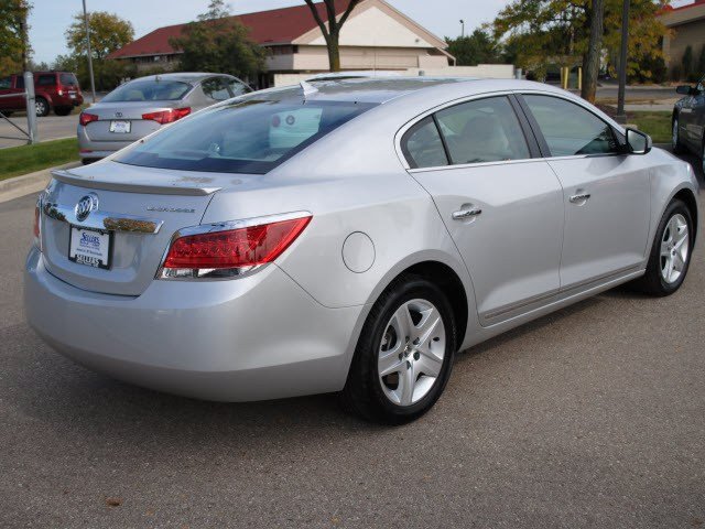 Buick LaCrosse 2011 photo 5
