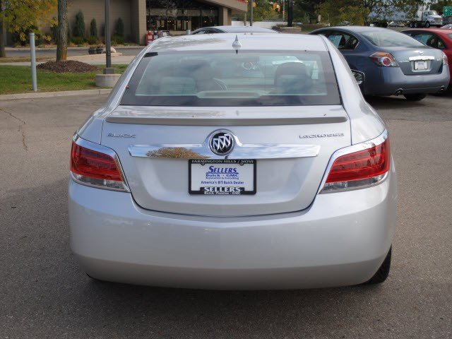 Buick LaCrosse 2011 photo 4