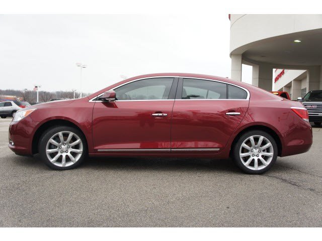 Buick LaCrosse 2011 photo 3