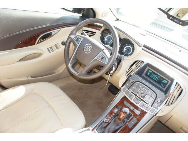 Buick LaCrosse 2011 photo 5